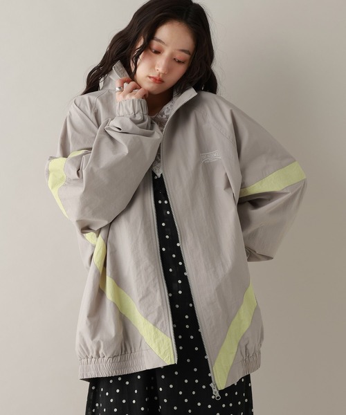 RAGEBLUE（レイジブルー）の「選べるシルエット/スタンドネックナイロンブルゾン（ブルゾン・レディース・ネイビー/オフホワイト/ライトグレー・MEDIUM/LARGE）」の12枚目の写真