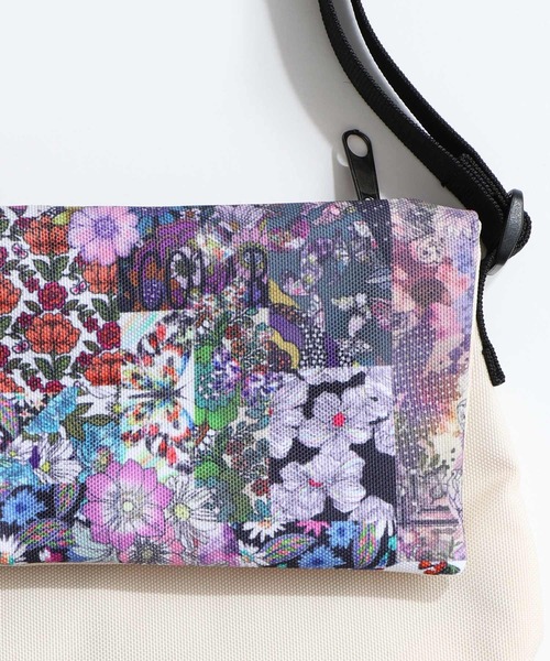 ScoLar(スカラー)の「661433:柄x無地2way口折れミニショルダーバッグ(ショルダーバッグ・レディース・オフホワイト/ブラック/キャメル・FREE)」の8枚目の写真