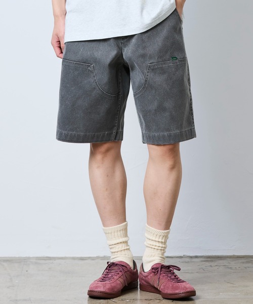 L.L.Bean(エルエルビーン)の「【JAPAN EDITION】プロスペクト・ダブル・ニー・ショーツ(その他パンツ・メンズ・グレイッシュベージュ/グレー・LARGE/MEDIUM)」の1枚目の写真