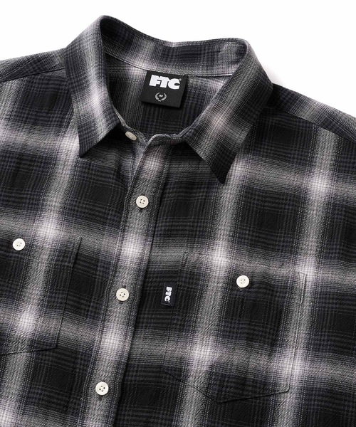 FTC（エフティーシー）の「SHADOW PLAID SHIRT（シャツ/ブラウス・メンズ・ブラック/アイボリー/ブルー・MEDIUM/LARGE/X-LARGE）」の4枚目の写真