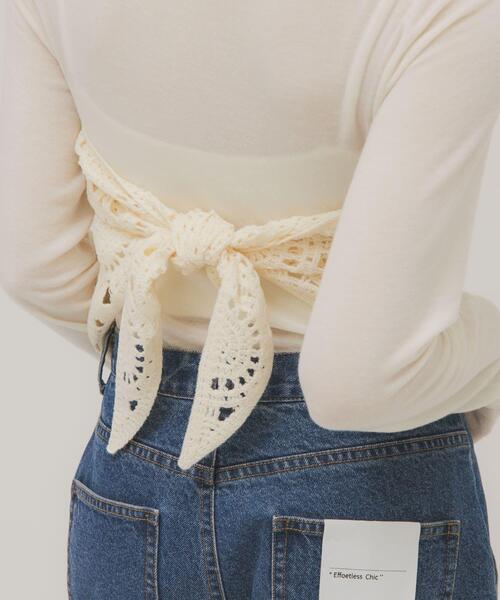 KBF(ケイビーエフ)の「トライアングルクロシェスカーフ(バンダナ/スカーフ・レディース・ダークブラウン/アイボリー・ONE)」の8枚目の写真