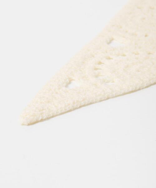 KBF(ケイビーエフ)の「トライアングルクロシェスカーフ(バンダナ/スカーフ・レディース・ダークブラウン/アイボリー・ONE)」の11枚目の写真