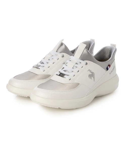 le coq sportif(ルコックスポルティフ)の「ランニングスニーカー(LCS ローヌ SI)(スニーカー・レディース・ピンク/ホワイト/ブラック・22.5cm/23cm/23.5cm/24cm/24.5cm)」の2枚目の写真