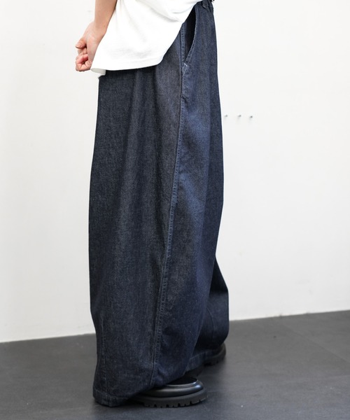 HARVESTY(ハーベスティ)の「HARVESTY / ハーベスティ BIG DENIM CIRCUS PANTS ONE WASH ビッグデニム サーカスパンツ ワンウォッシュ(デニムパンツ・レディース・インディゴブルー・0/1/2)」の5枚目の写真