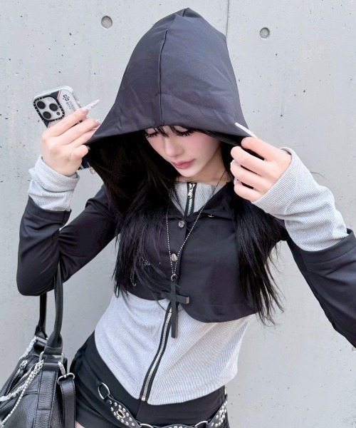 Never mind the XU / Chikashitsu+（ネバーマインド ザ エックスユー / チカシツプラス）の「【nmtc+】bi color vintage zip up hoodie / 【エヌエムティーシープラス】バイカラービンテージジップアップパーカー（カーディガン/ボレロ・レディース・ブラック/ホワイト・ONE SIZE）」の21枚目の写真