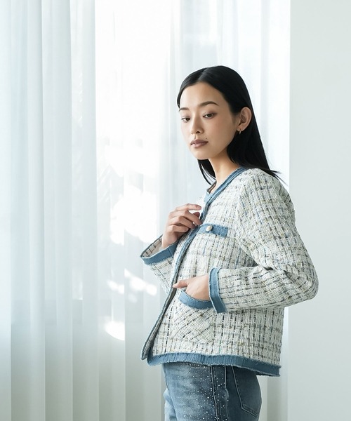 mili an deni(ミリアンデニ)の「デニム切替ノーカラーツィードジャケット(ノーカラージャケット・レディース・サックスブルー/ブラック/オフホワイト・M)」の5枚目の写真