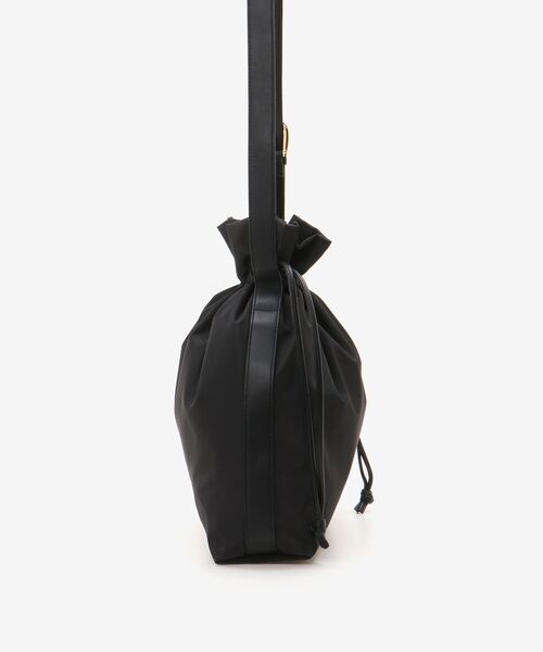 le.coeur blanc（ルクールブラン）の「【軽量素材】2WAY巾着ショルダー（ショルダーバッグ・レディース・ブラック/ライトベージュ・FREE）」の15枚目の写真