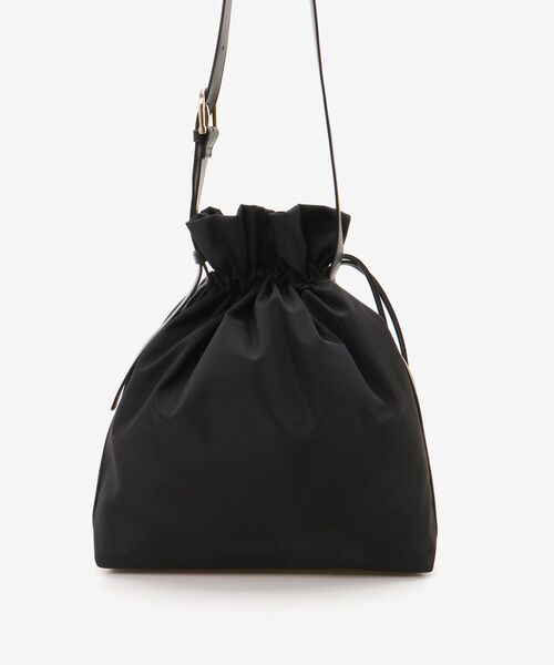 le.coeur blanc（ルクールブラン）の「【軽量素材】2WAY巾着ショルダー（ショルダーバッグ・レディース・ブラック/ライトベージュ・FREE）」の16枚目の写真