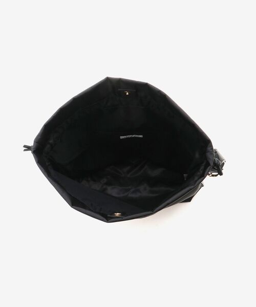 le.coeur blanc（ルクールブラン）の「【軽量素材】2WAY巾着ショルダー（ショルダーバッグ・レディース・ブラック/ライトベージュ・FREE）」の18枚目の写真