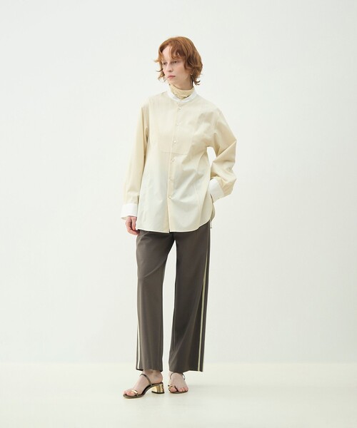MACPHEE(マカフィー)の「ポリエステルレーヨン タックセミワイドパンツ(その他パンツ・レディース・ネイビー/ブラウン・34/36)」の3枚目の写真