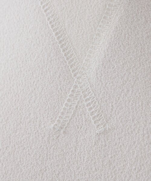 Whim Gazette（ウィムガゼット）の「刺繍Vガゼットプルオーバー（シャツ/ブラウス・レディース・ベージュ/オフホワイト・FREE）」の14枚目の写真