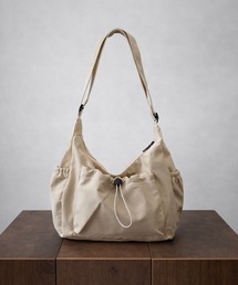 TONER（トナー）の「ソフト巾着ショルダーバッグ/ロゴプレート付き（ショルダーバッグ）」