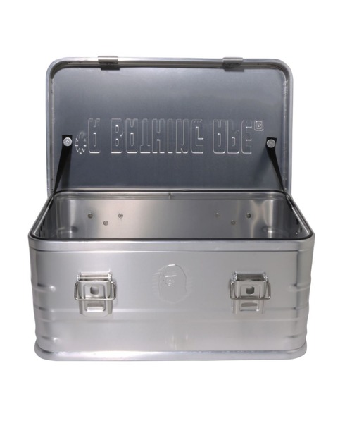 A BATHING APE（アベイシングエイプ）の「BAPE ALUMINUM CONTAINER 30L