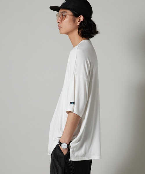 OK YESTERDAY(オッケーイエスタデイ)の「OK YESTERDAY / オーケー イエスタデイ ドレープ Tシャツ / DRAPE T-SHIRT 秋 秋服 2026年秋冬(Tシャツ/カットソー・メンズ・ブラック/レッド/ホワイト/ダークグリーン・L/M)」の8枚目の写真