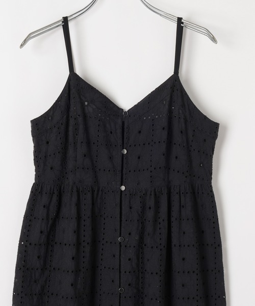 PAGEBOY(ページボーイ)の「ヴィンテージレースキャミワンピース 【1枚でも重ねても使える】(ワンピース・レディース・オフホワイト/ブラック・FREE)」の4枚目の写真