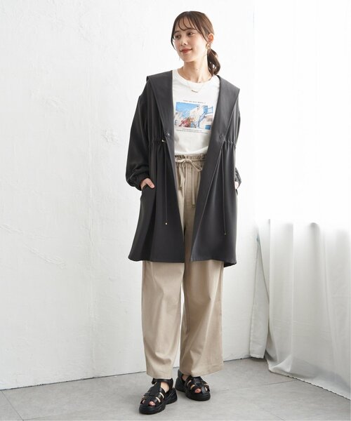 ikka(イッカ)の「UVドロストフードガウン(その他アウター・レディース・オリーブ/グレイッシュベージュ/チャコール・M/L)」の15枚目の写真