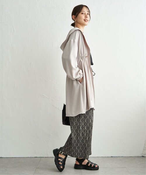 ikka(イッカ)の「UVドロストフードガウン(その他アウター・レディース・オリーブ/グレイッシュベージュ/チャコール・M/L)」の18枚目の写真