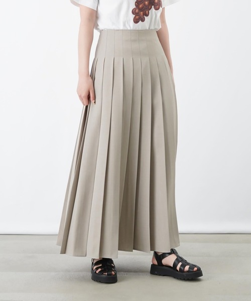 LUCA/LADY LUCK LUCA(ルカ/レディラックルカ)の「LC/LLL プリーツスカート/プリーツロングスカート(スカート・レディース・チャコールグレー/ベージュ/グレイッシュベージュ・FREE)」の3枚目の写真