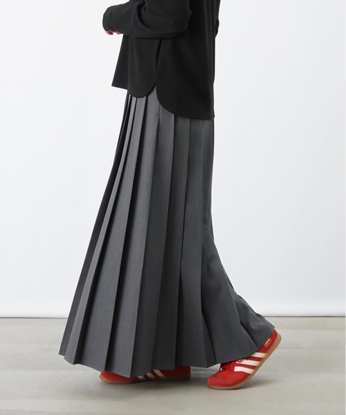 LUCA/LADY LUCK LUCA(ルカ/レディラックルカ)の「LC/LLL プリーツスカート/プリーツロングスカート(スカート・レディース・チャコールグレー/ベージュ/グレイッシュベージュ・FREE)」の1枚目の写真