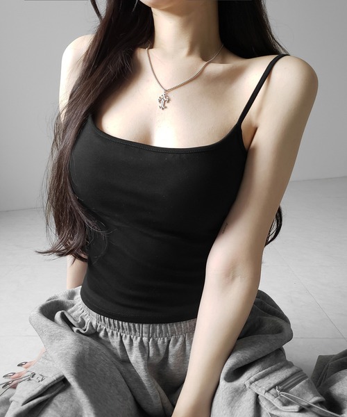 me+em select（ミームセレクト）の「【 カップ付き 】スクエアネックストラップスリムキャミソール ／ square neck strap slim camisole（キャミソール・レディース・グレー/ブラック/ホワイト・FREE）」の10枚目の写真