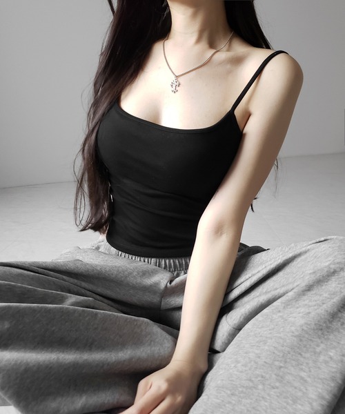 me+em select（ミームセレクト）の「【 カップ付き 】スクエアネックストラップスリムキャミソール ／ square neck strap slim camisole（キャミソール・レディース・グレー/ブラック/ホワイト・FREE）」の12枚目の写真