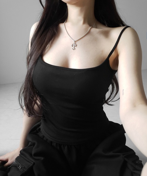 me+em select（ミームセレクト）の「【 カップ付き 】スクエアネックストラップスリムキャミソール ／ square neck strap slim camisole（キャミソール・レディース・グレー/ブラック/ホワイト・FREE）」の16枚目の写真