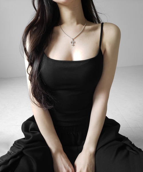 me+em select（ミームセレクト）の「【 カップ付き 】スクエアネックストラップスリムキャミソール ／ square neck strap slim camisole（キャミソール・レディース・グレー/ブラック/ホワイト・FREE）」の17枚目の写真
