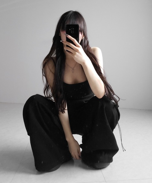 me+em select（ミームセレクト）の「【 カップ付き 】スクエアネックストラップスリムキャミソール ／ square neck strap slim camisole（キャミソール・レディース・グレー/ブラック/ホワイト・FREE）」の22枚目の写真