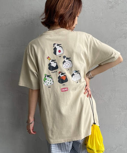 CHUMS（チャムス）の「【WEB限定】[CHUMS/チャムス] BOOBY ONIGIRI FRIENDS バックプリントTシャツ（Tシャツ/カットソー・レディース・ブラック/グレイッシュベージュ/ネイビー/ホワイト・M/L/XL）」の3枚目の写真