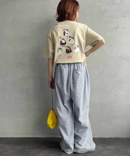 CHUMS（チャムス）の「【WEB限定】[CHUMS/チャムス] BOOBY ONIGIRI FRIENDS バックプリントTシャツ（Tシャツ/カットソー・レディース・ブラック/グレイッシュベージュ/ネイビー/ホワイト・M/L/XL）」の19枚目の写真