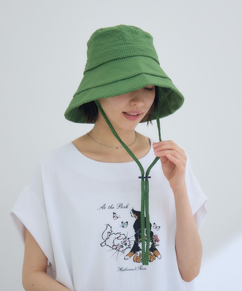 KATHARINE ROSS(キャサリンロス)の「【KATHARINE ROSS】【JUNK PRODUCTIONS】【UV/COOL/撥水/ウォッシャブル】ポコポコつば広バケットハット ストラップ付(ハット・レディース・グリーン/ブラウン・MEDIUM)」の13枚目の写真
