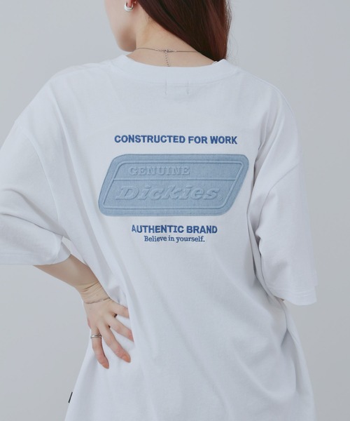 Dickies(ディッキーズ)の「【GENUINE Dickies/ ジェニュインデッキーズ】デニムアップリケTシャツ(Tシャツ/カットソー・メンズ・ブラック/ホワイト・M/L/XL)」の1枚目の写真