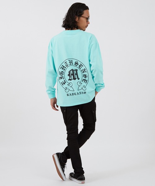 En serio TOKYO(エンソリオトーキョー)の「【SIDEWAYSTANCE】ボトムアーチロゴ長袖Tシャツ 70514(Tシャツ/カットソー・メンズ・ブルー/ブラック/ホワイト・MEDIUM/LARGE/SMALL/X-LARGE)」の9枚目の写真
