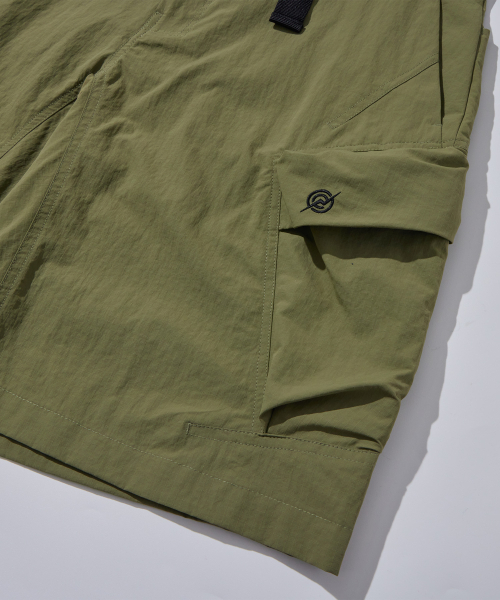 KALAPATTHAR(カラパタール)の「Nylon Belted Cargo Shorts - Olive Khaki(その他パンツ・メンズ・その他・MEDIUM/LARGE/X-LARGE)」の2枚目の写真