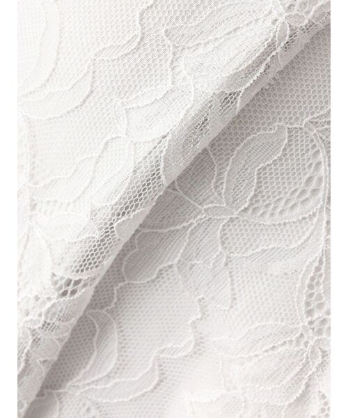 MERCURYDUO(マーキュリーデュオ)の「【MERCURYDUO×AMPHI】カップ付きレースベアトップ(Tシャツ/カットソー・レディース・オフホワイト/ミント/ブラック・FREE)」の8枚目の写真