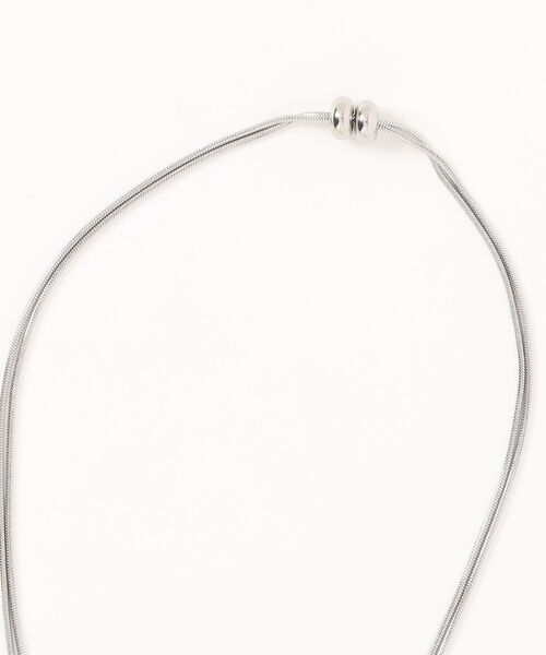 Never mind the XU / Chikashitsu+(ネバーマインド ザ エックスユー / チカシツプラス)の「【nmtc+】snake code necklace / 【エヌエムティーシープラス】スネークコードネックレス(ネックレス・メンズ・シルバー・ONE SIZE)」の3枚目の写真