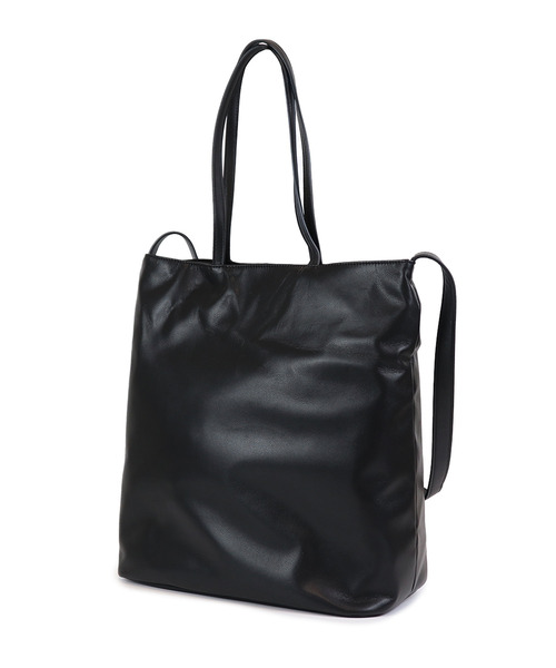 Un coeur(アンクール)の「【Un coeur/アンクール】DRAPE ONE 2WAY TOTE / ドレープワン2ウェイトート kareem / K906018(トートバッグ・メンズ・ブラウン系その他/ブラック/グレイッシュベージュ・FREE)」の4枚目の写真