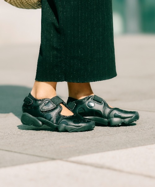 W AIR RIFT IR1226-002（サンダル）｜NIKE（ナイキ）のファッション