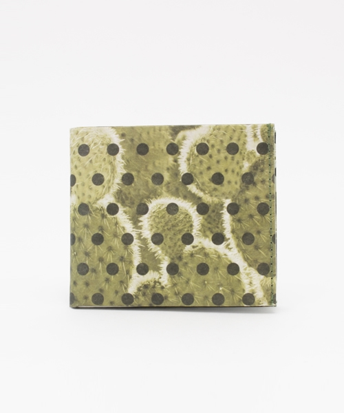 Paperwallet(ペーパーウォレット)の「Sewn Wallet Art 財布 タイベック素材 Tyvek 紙の財布 - Paperwallet(ペーパーウォレット)(財布・レディース・その他4/その他7/その他9/その他6/その他10/その他1/その他2/その他3/その他5/その他8/その他11/その他12/その他14/その他13/ブラック/その他15/その他16/その他17/その他18/その他19/その他20/その他21/その他22・ONE SIZE)」の1枚目の写真