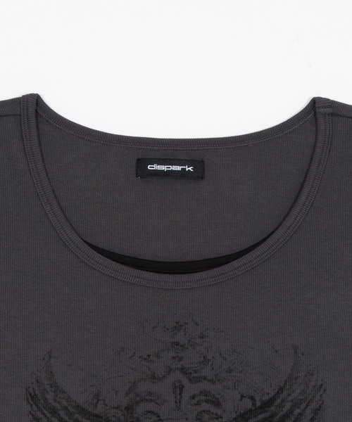 dispark(ディスパーク)の「DISPARK/チョーカー付きレイヤードグラフィックトップス(Tシャツ/カットソー・レディース・チャコール/ホワイト・FREE)」の8枚目の写真