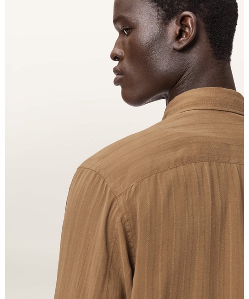 ALLSAINTS(オールセインツ)の「CARLYLE OVERSIZED LONG SLEEVE SHIRT | CARLYLE オーバーサイズ 長袖 シャツ(シャツ/ブラウス・メンズ・ブラウン系その他・M/S/XS/L)」の4枚目の写真