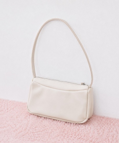P.V.T（ピーブイティー）の「ミニショルダーバッグ（ショルダーバッグ・レディース・Black/Red/White・F）」の2枚目の写真