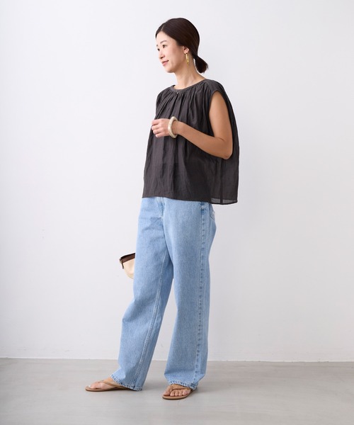 normment(ノーメント)の「【normment】ギャザーブラウス-COTTON RAYONGATHER TOPS(シャツ/ブラウス・レディース・ブラック/ダークブラウン・FREE)」の4枚目の写真
