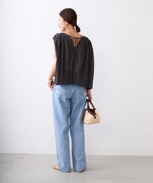normment(ノーメント)の「【normment】ギャザーブラウス-COTTON RAYONGATHER TOPS(シャツ/ブラウス・レディース・ブラック/ダークブラウン・FREE)」の5枚目の写真
