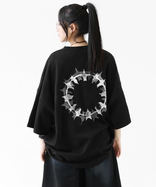 minsobi(ミンソビ)の「バックサークルグラフィック ビッグシルエット ハーフスリーブTシャツ(Tシャツ/カットソー・メンズ・ホワイト/ブラック・FREE)」の18枚目の写真