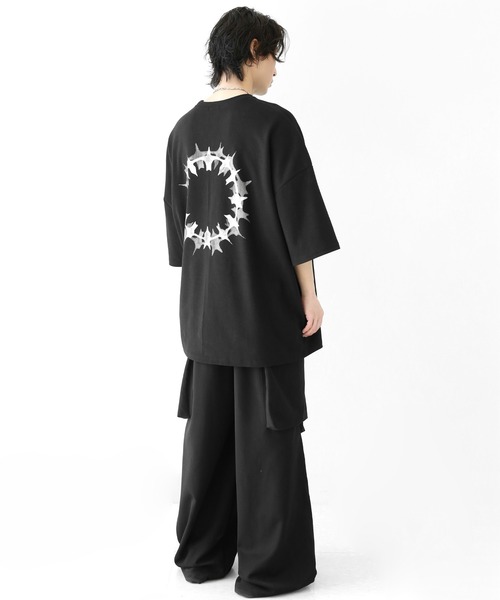 minsobi(ミンソビ)の「バックサークルグラフィック ビッグシルエット ハーフスリーブTシャツ(Tシャツ/カットソー・メンズ・ホワイト/ブラック・FREE)」の12枚目の写真