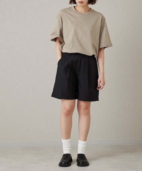 MONO KOTO DEPT.(モノコトデプト)の「SSY-ESSENTIALS 裏ロゴ半袖Tシャツ(Tシャツ/カットソー・メンズ・グレイッシュベージュ・S/L/M)」の5枚目の写真