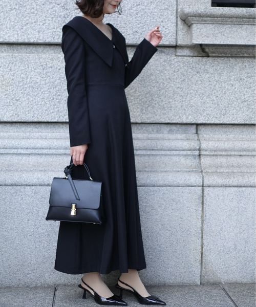 NiiNa(ニーナ)の「【NiiNa】【高品質牛革】本革アンティークレザーバッグ(ショルダーバッグ・レディース・ホワイト・FREE)」の2枚目の写真