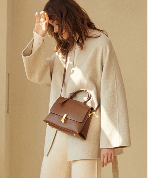 NiiNa(ニーナ)の「【NiiNa】【高品質牛革】本革アンティークレザーバッグ(ショルダーバッグ・レディース・ホワイト・FREE)」の13枚目の写真