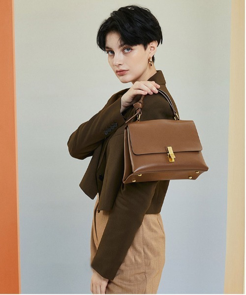 NiiNa(ニーナ)の「【NiiNa】【高品質牛革】本革アンティークレザーバッグ(ショルダーバッグ・レディース・ホワイト・FREE)」の16枚目の写真
